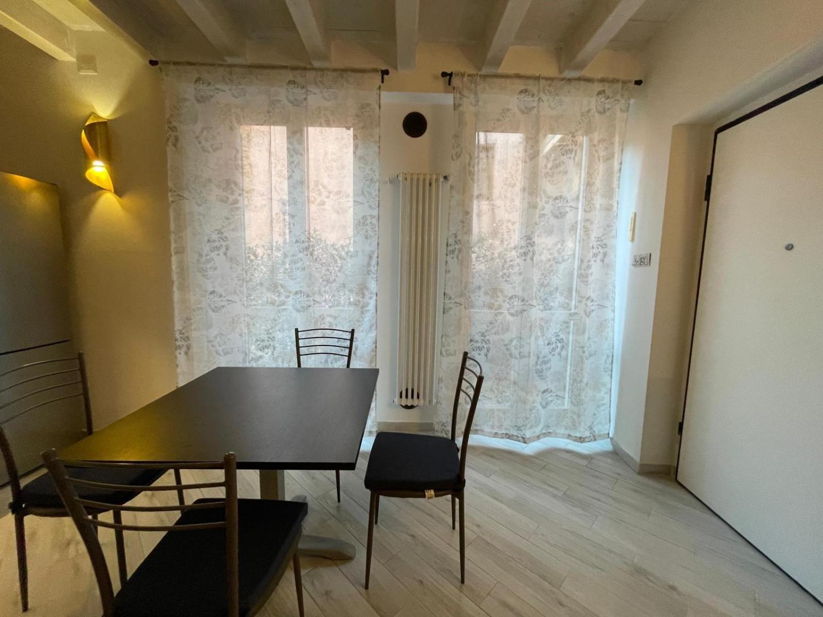 Dimora San Giulio Apartment Bonate Sotto ภายนอก รูปภาพ