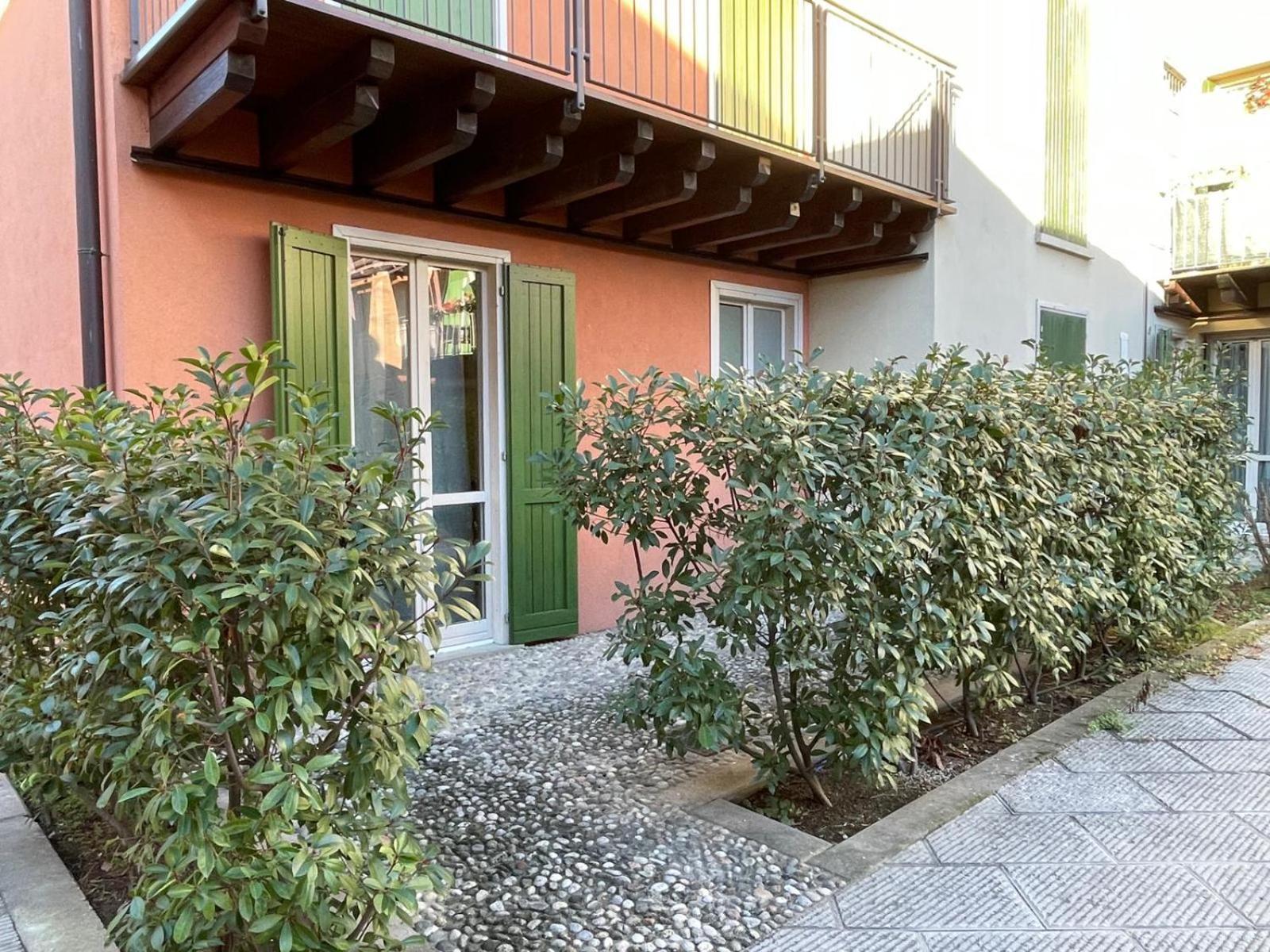 Dimora San Giulio Apartment Bonate Sotto ภายนอก รูปภาพ